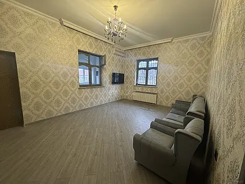 Kirayə verilir 3 otaqlı həyət evi 130 m²