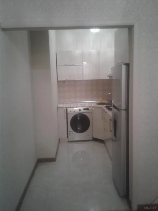 Kirayə verilir 2 otaqlı mənzil 68 m²