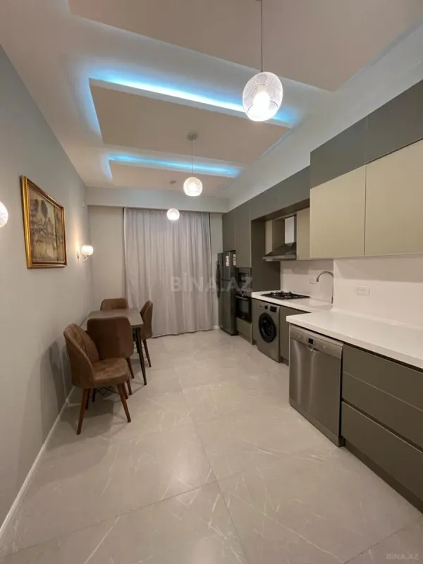 Kirayə verilir 2 otaqlı mənzil 100 m²