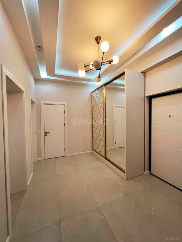 Kirayə verilir 2 otaqlı mənzil 100 m²