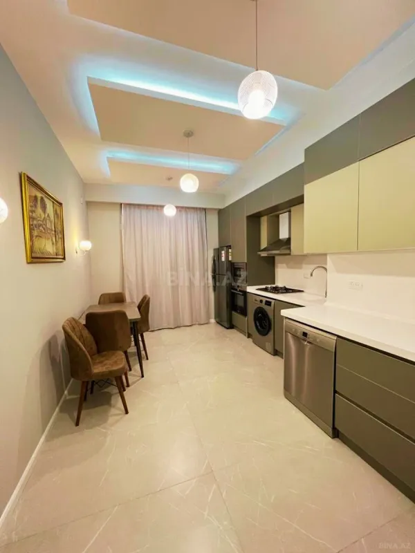 Kirayə verilir 2 otaqlı mənzil 100 m²