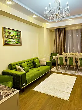 Kirayə verilir 2 otaqlı mənzil 100 m²