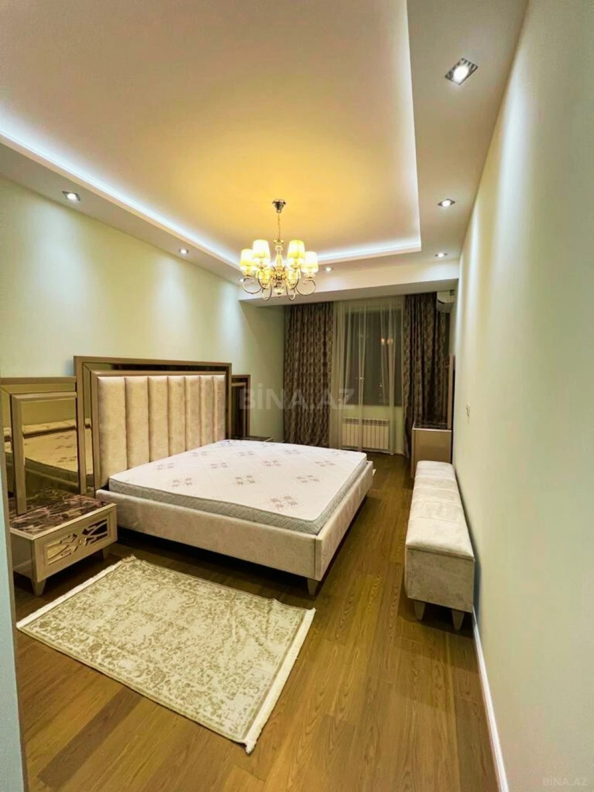 Kirayə verilir 2 otaqlı mənzil 100 m²