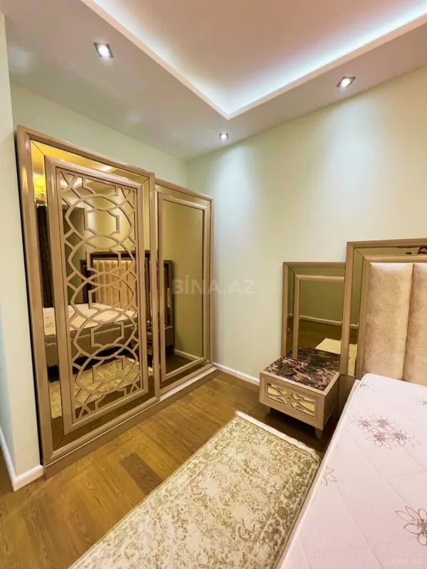 Kirayə verilir 2 otaqlı mənzil 100 m²