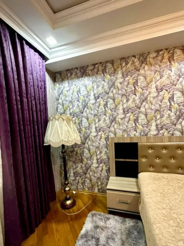 Kirayə verilir 3 otaqlı mənzil 157 m²