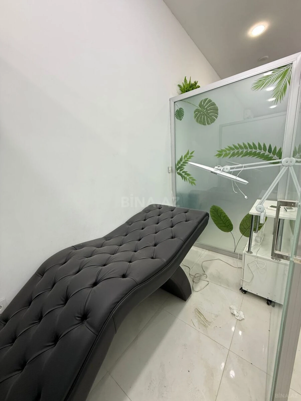 Satılır obyekt 65 m²