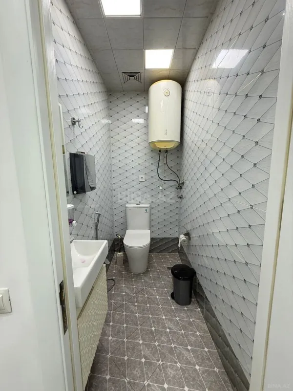 Satılır obyekt 65 m²