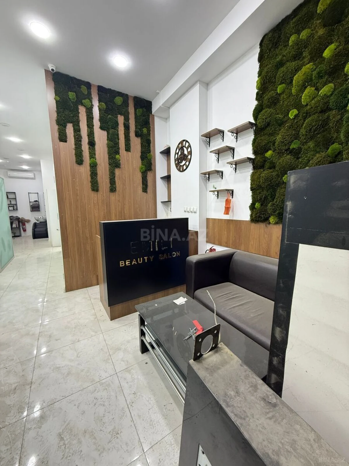 Satılır obyekt 65 m²