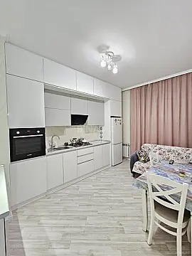Satılır 2 otaqlı mənzil 87 m²