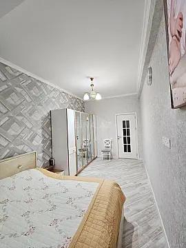Satılır 2 otaqlı mənzil 87 m²