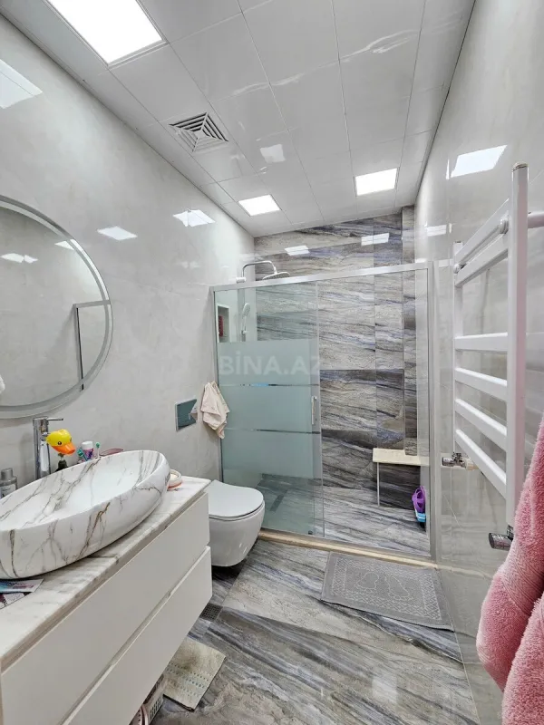 Satılır 2 otaqlı mənzil 87 m²