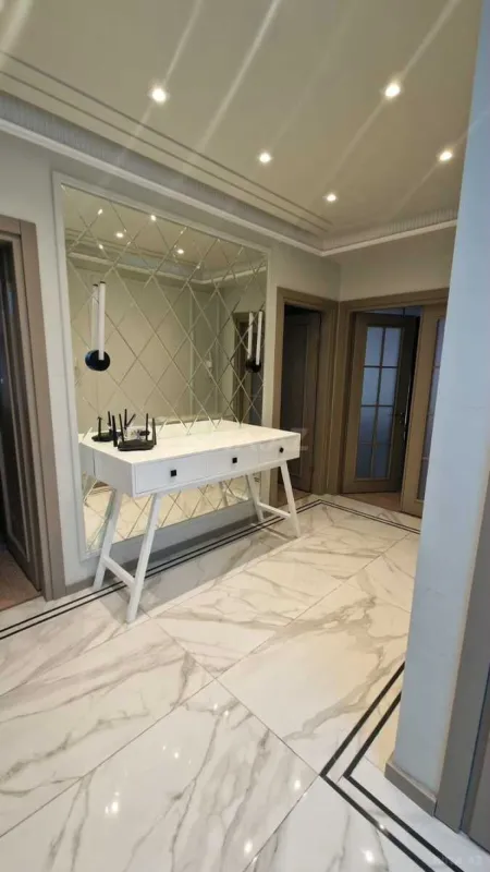 Satılır 3 otaqlı mənzil 107 m²