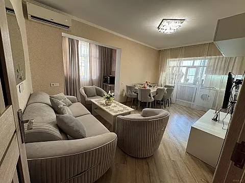 Kirayə verilir 2 otaqlı mənzil 42 m²