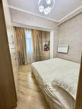 Kirayə verilir 2 otaqlı mənzil 42 m²