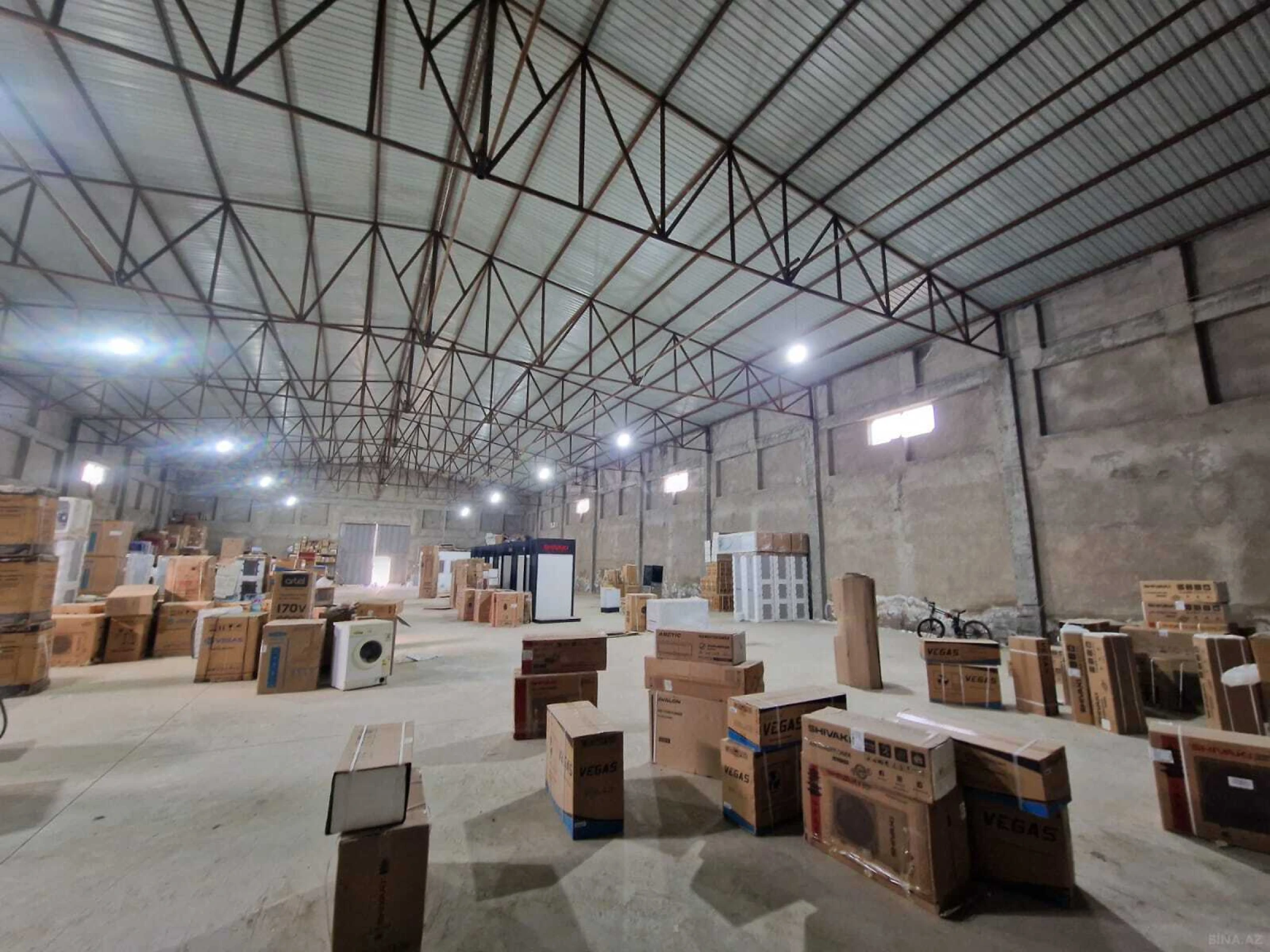 Kirayə verilir obyekt 1200 m²