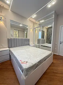 Satılır 2 otaqlı mənzil 75 m²