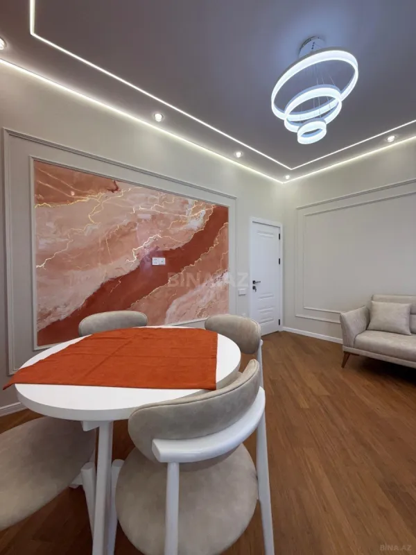 Satılır 2 otaqlı mənzil 75 m²