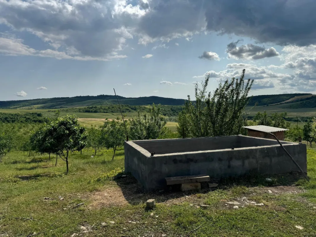 Satılır torpaq sahəsi 2 m²