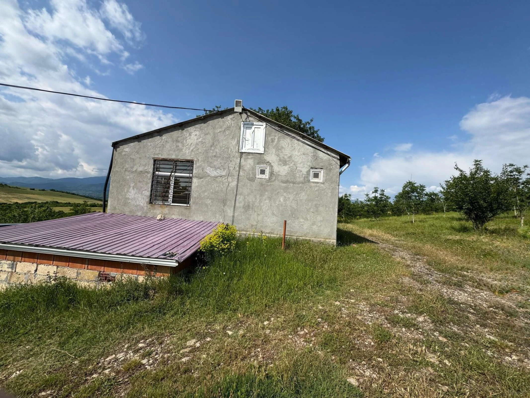 Satılır torpaq sahəsi 2 m²