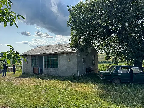 Satılır torpaq sahəsi 2 m²