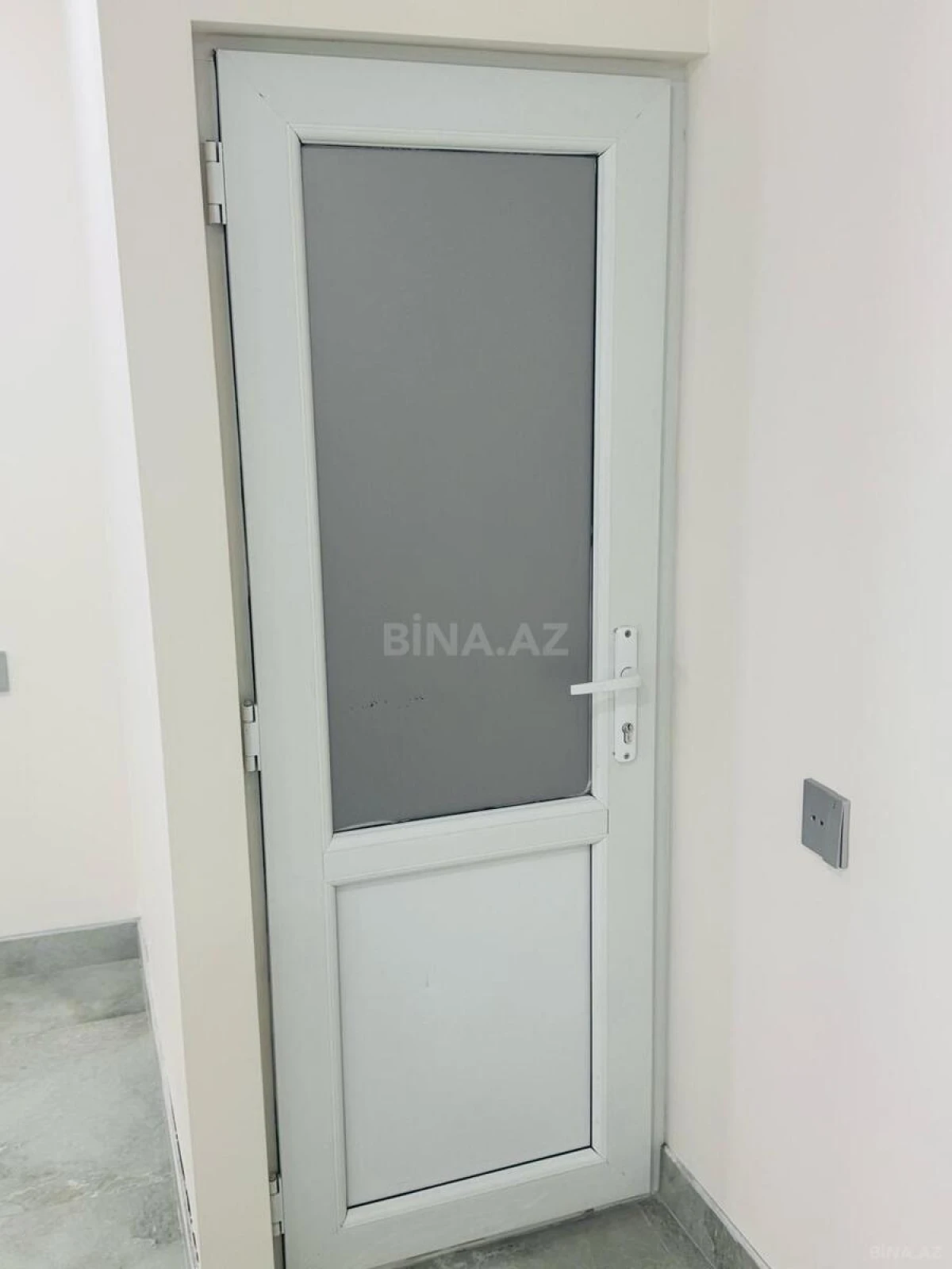 Kirayə verilir obyekt 60 m²