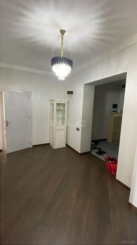 Kirayə verilir 3 otaqlı mənzil 120 m²