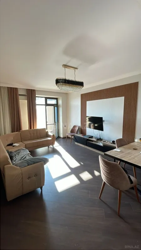 Kirayə verilir 3 otaqlı mənzil 120 m²
