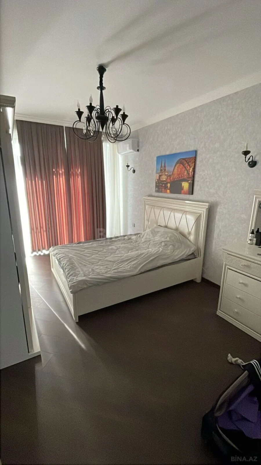 Kirayə verilir 3 otaqlı mənzil 120 m²
