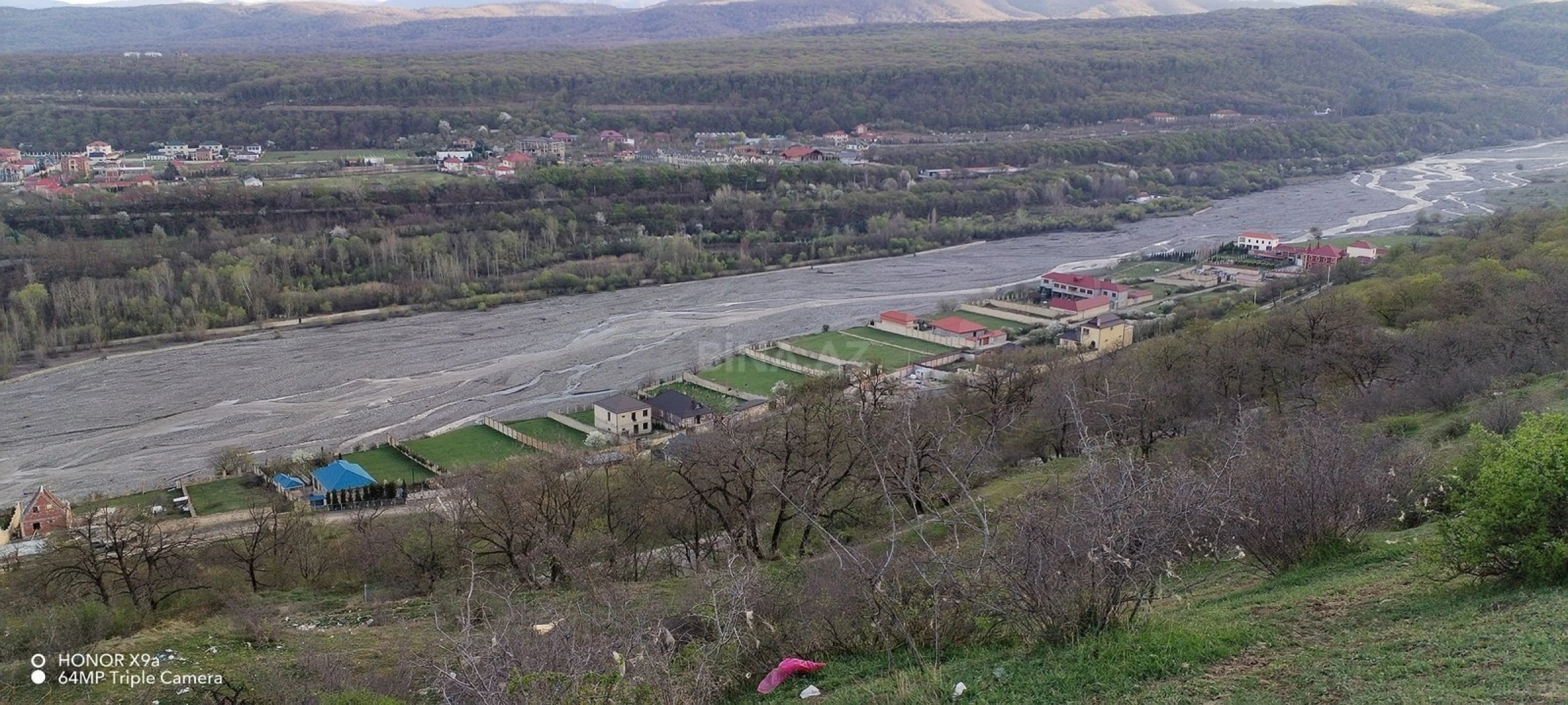 Satılır torpaq sahəsi 100 m²