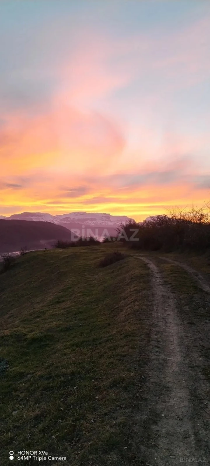 Satılır torpaq sahəsi 100 m²