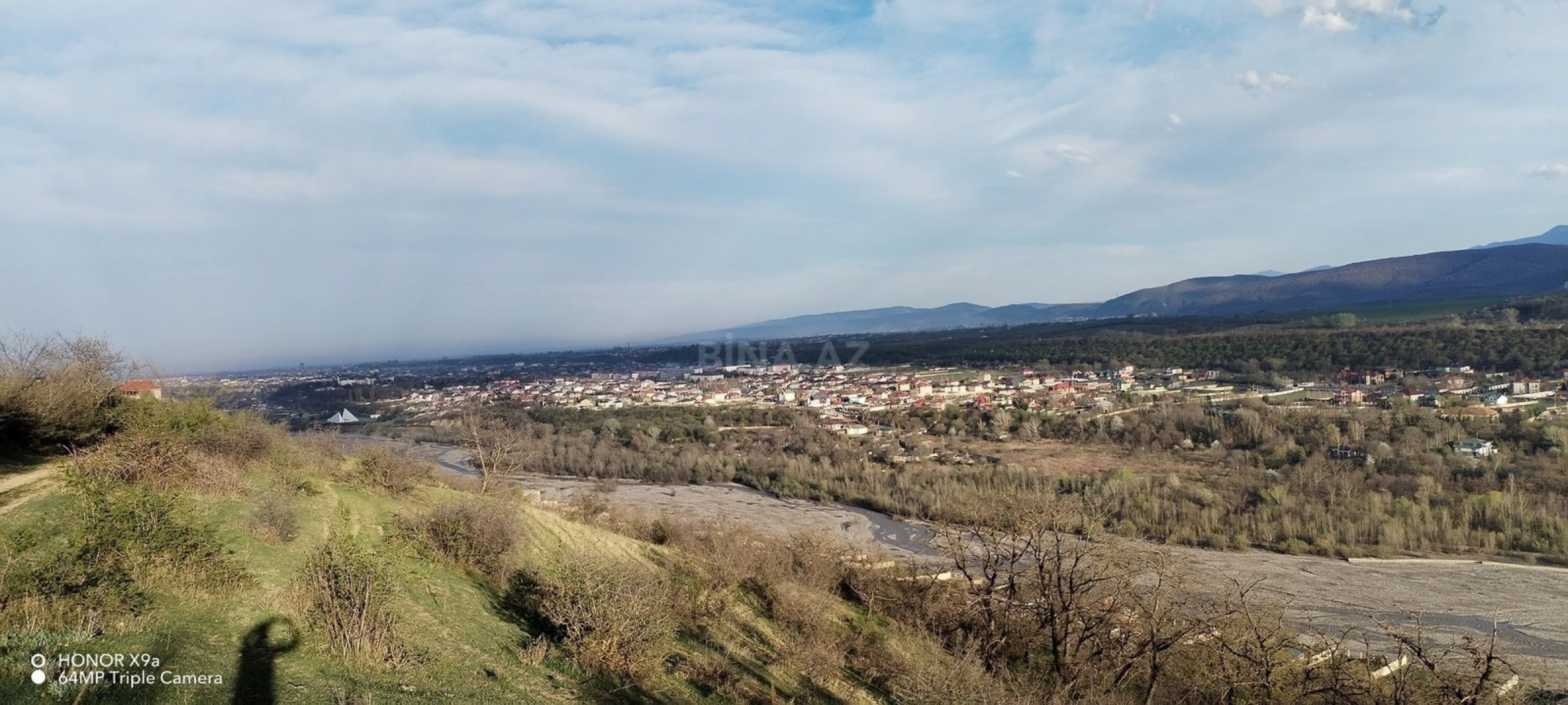 Satılır torpaq sahəsi 100 m²