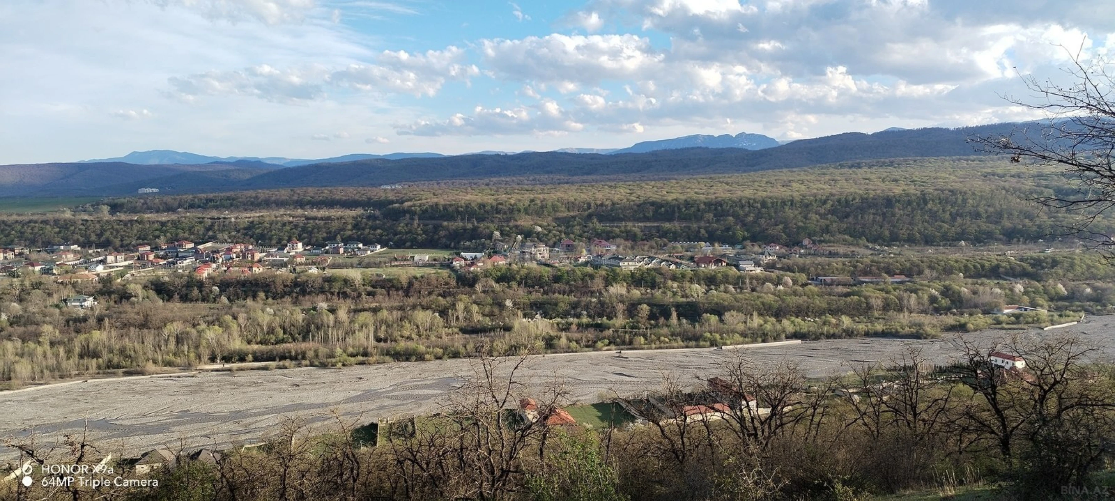 Satılır torpaq sahəsi 100 m²