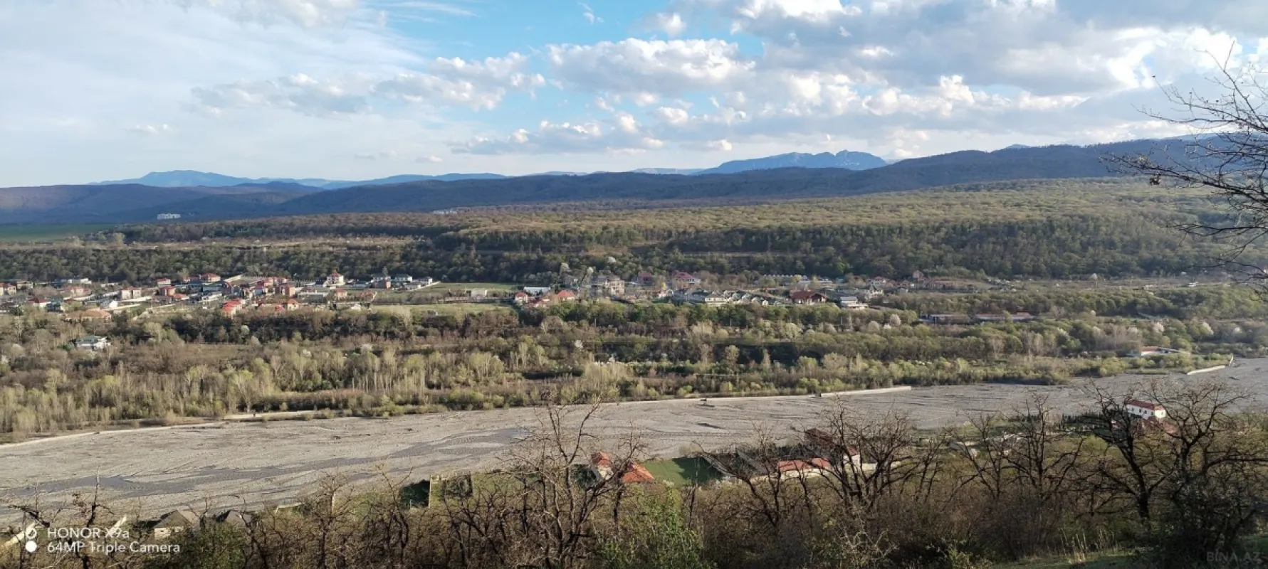 Satılır torpaq sahəsi 100 m²