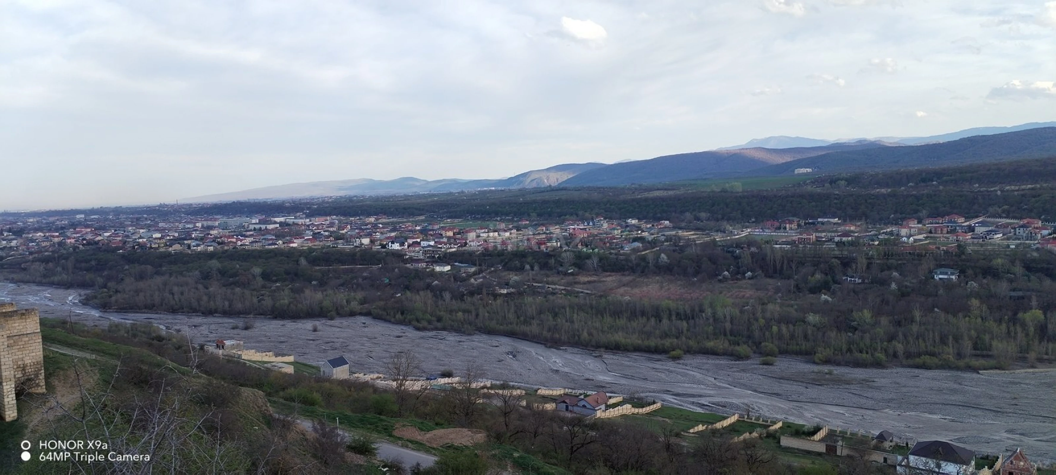 Satılır torpaq sahəsi 100 m²