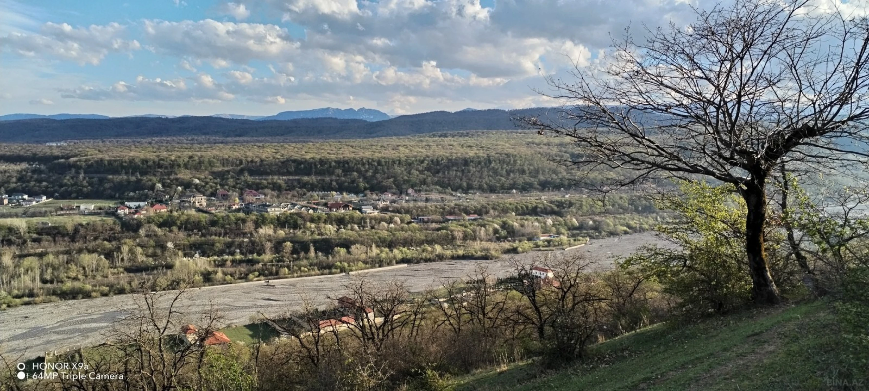 Satılır torpaq sahəsi 100 m²