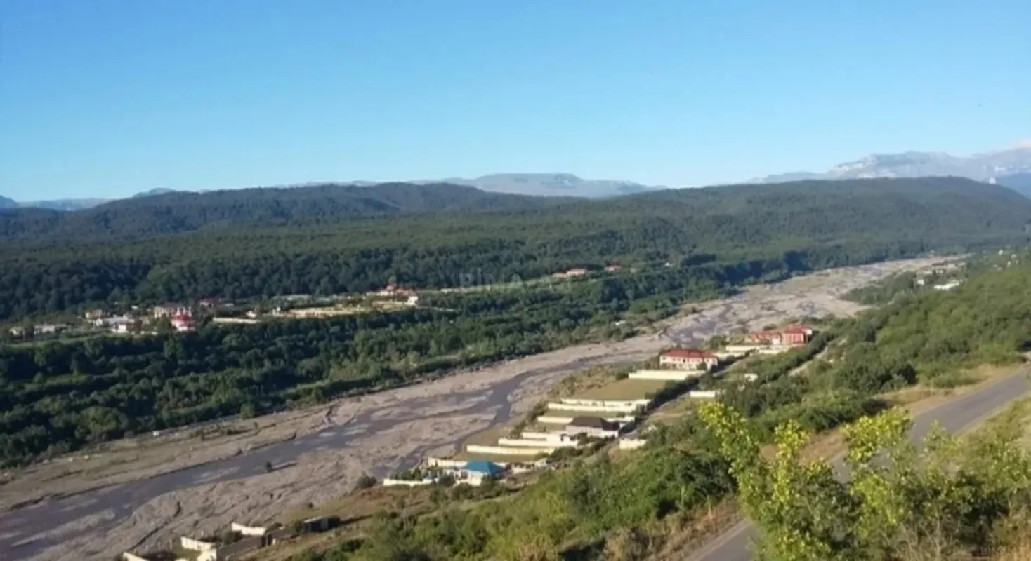 Satılır torpaq sahəsi 100 m²