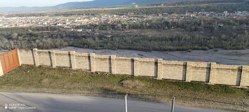 Satılır torpaq sahəsi 100 m²