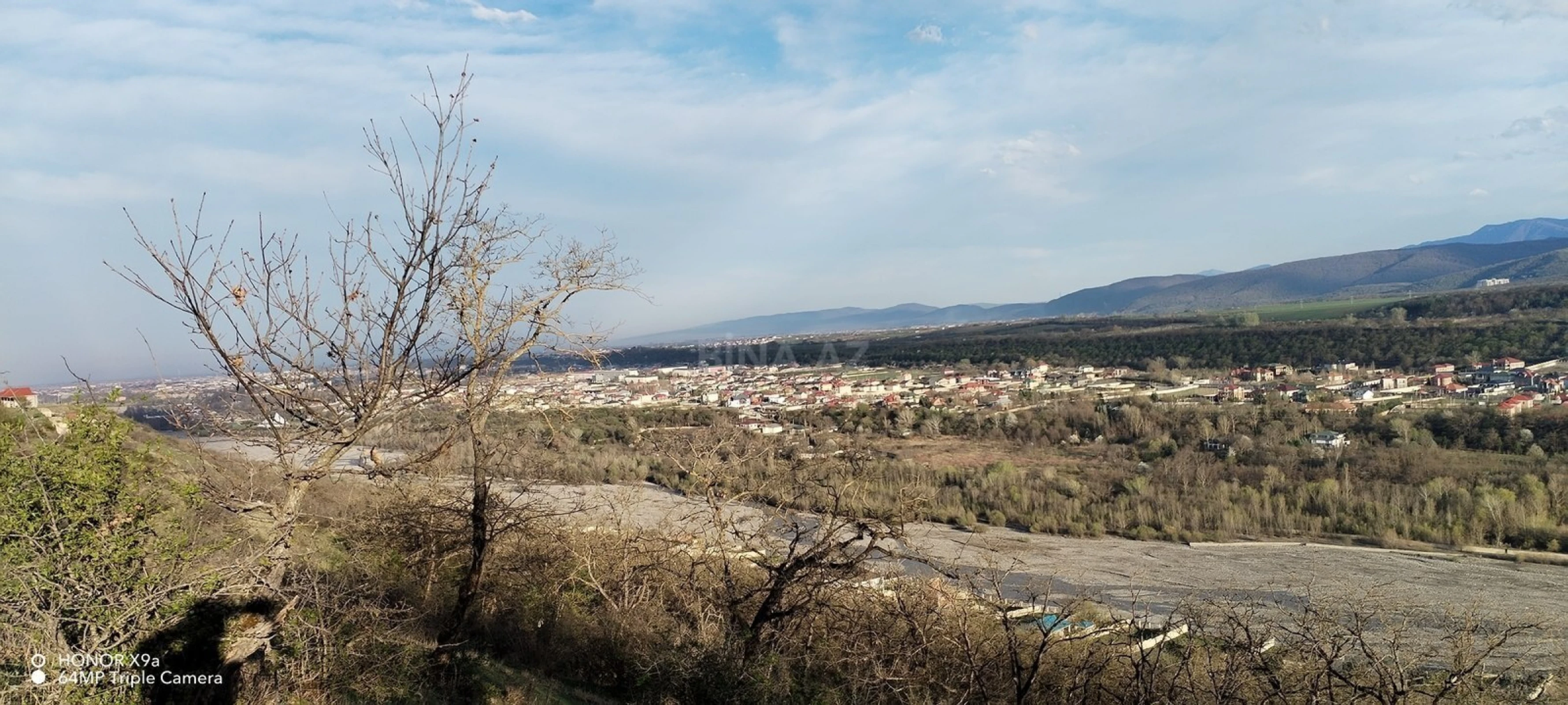 Satılır torpaq sahəsi 100 m²