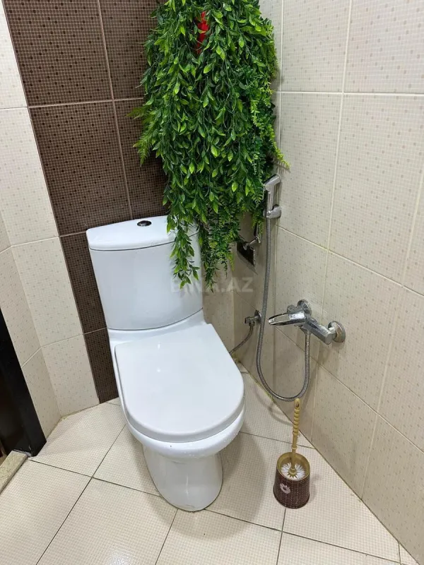 Kirayə verilir 2 otaqlı mənzil 65 m²