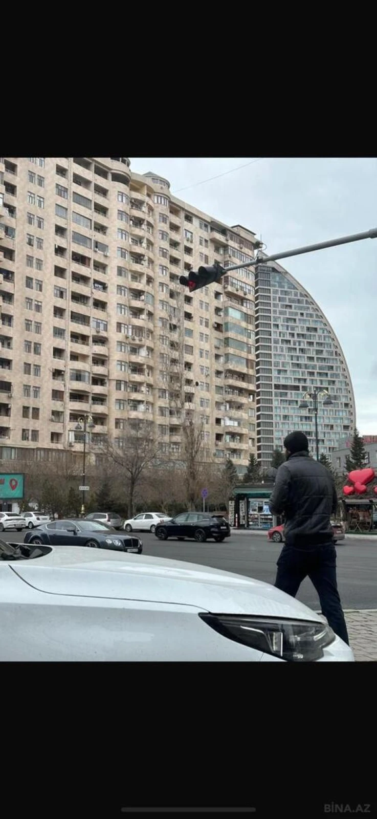 Kirayə verilir 2 otaqlı mənzil 65 m²