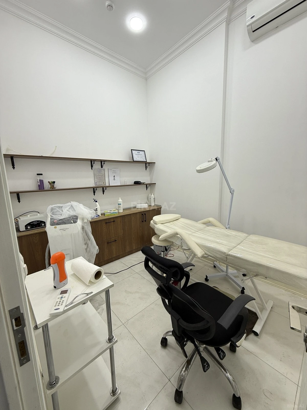 Satılır obyekt 65 m²