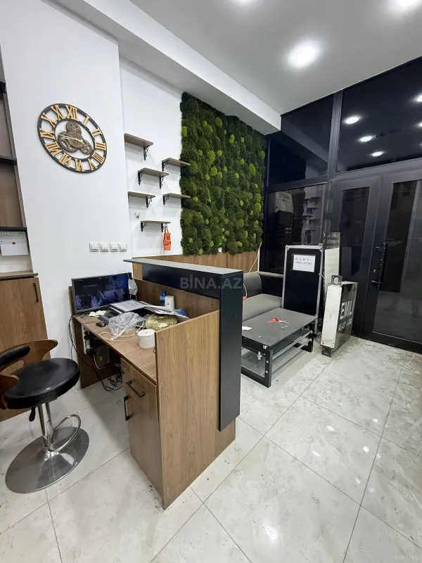 Satılır obyekt 65 m²