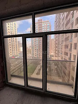 Satılır 4 otaqlı mənzil 143.6 m²