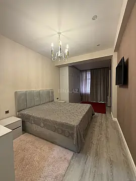 Satılır 2 otaqlı mənzil 71 m²
