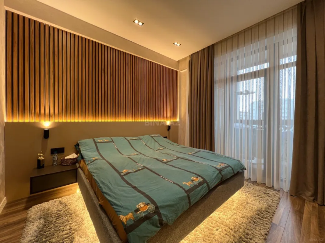 Kirayə verilir 2 otaqlı mənzil 72 m²