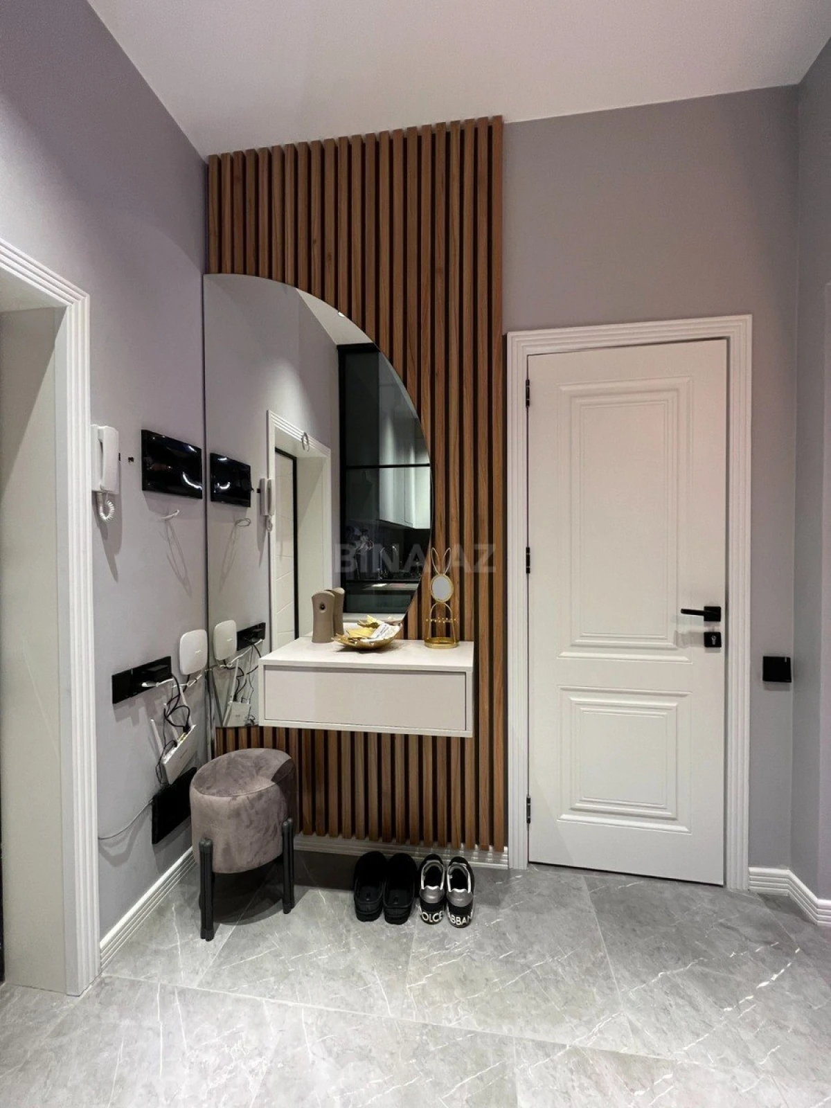 Kirayə verilir 2 otaqlı mənzil 72 m²