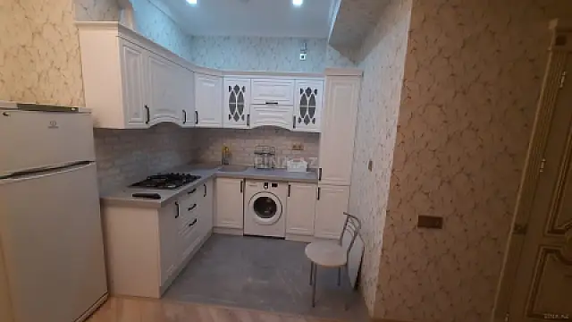 Kirayə verilir 2 otaqlı mənzil 75 m²