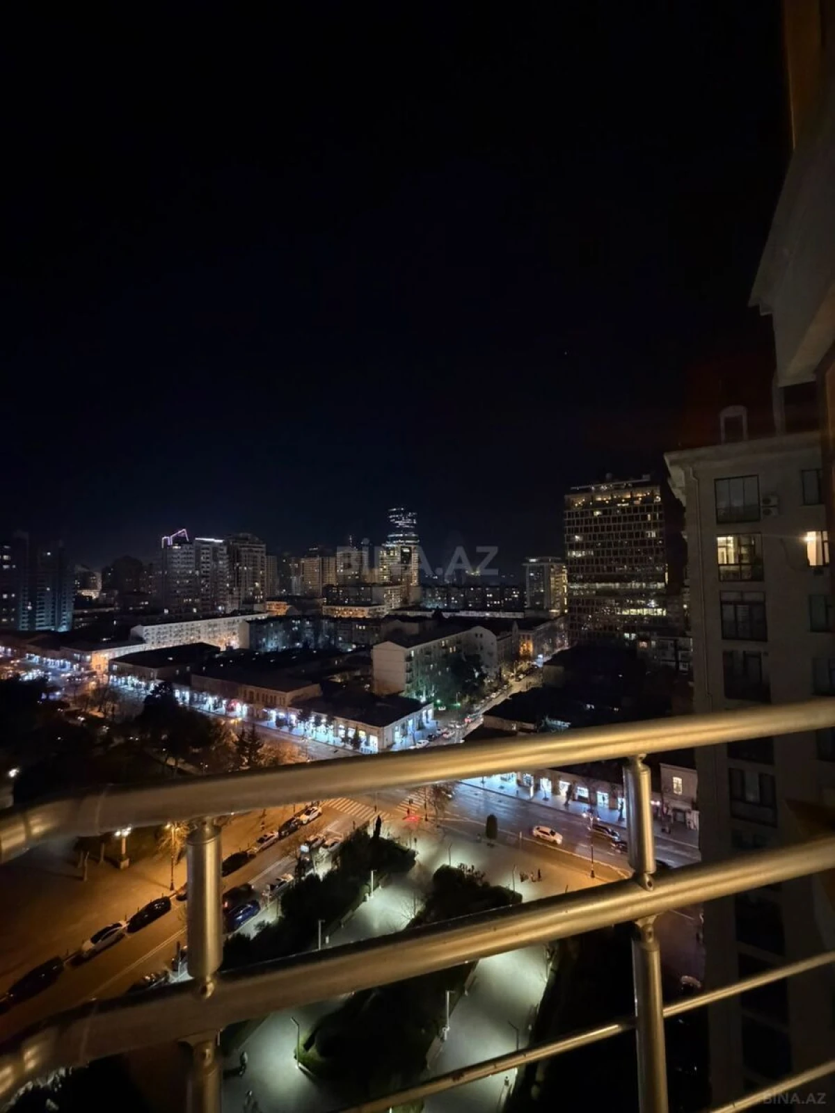 Kirayə verilir 2 otaqlı mənzil 90 m²