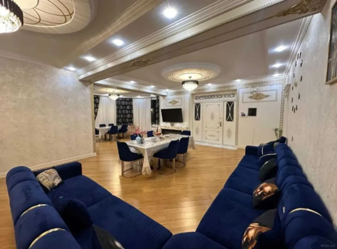 Satılır 8 otaqlı həyət evi 800 m²