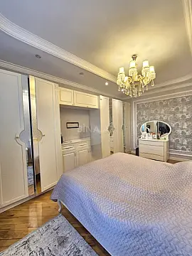 Satılır 3 otaqlı mənzil 144 m²